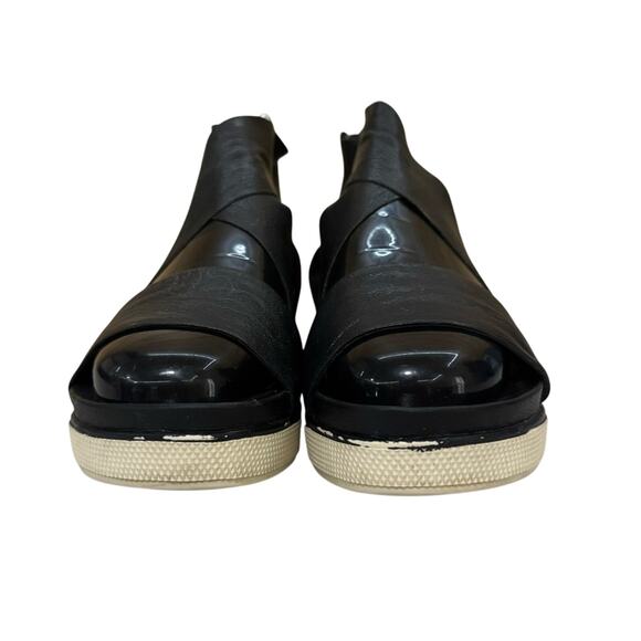 Eileen Fisher Sport Tumbled Black Leather Sneaker Sandal Zip Wedge Womens Size 8 - Picture 2 of 7